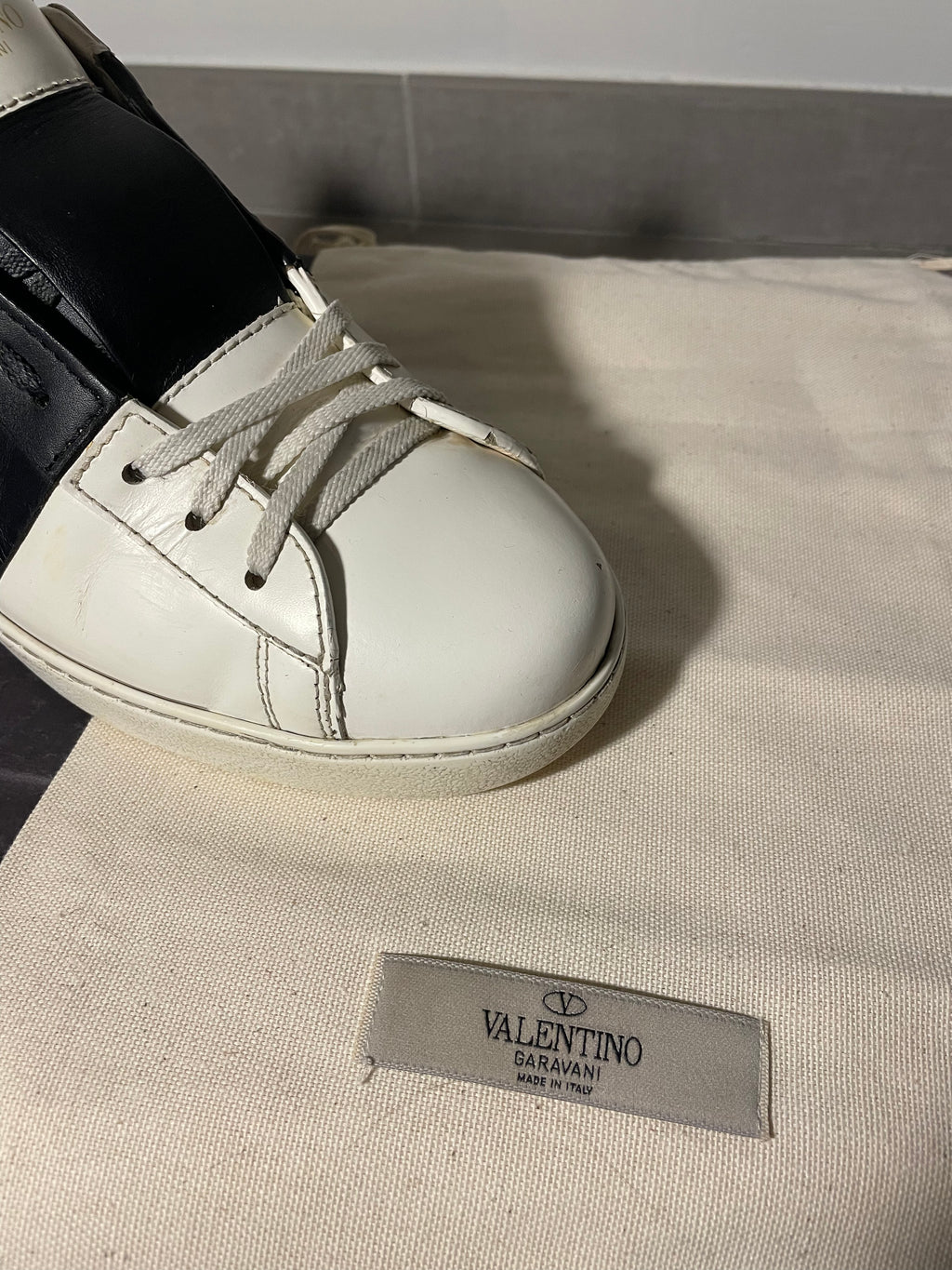 Valentino Open Blanc - Noir Taille 42,5